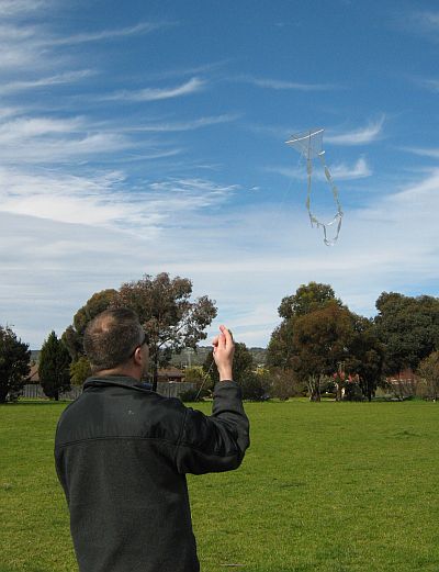 How to make a barn door kite - launching