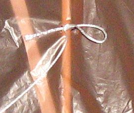 Make a barn-door kite - upper bridle loop