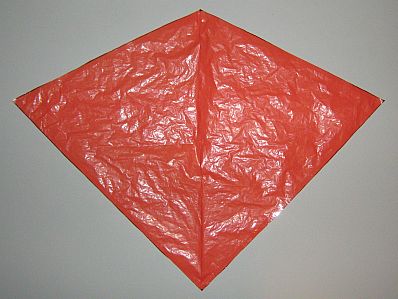 Build a diamond kite - sail edges 2