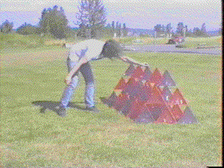 Collapsing the 34-cell TetraLite kite is fast and easy!